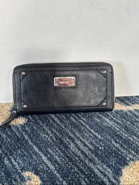 Nine West Black Textured Zip Wallet with Silver Plate